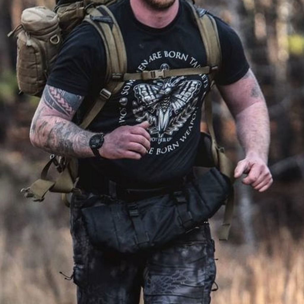 T-shirt Born Weapon