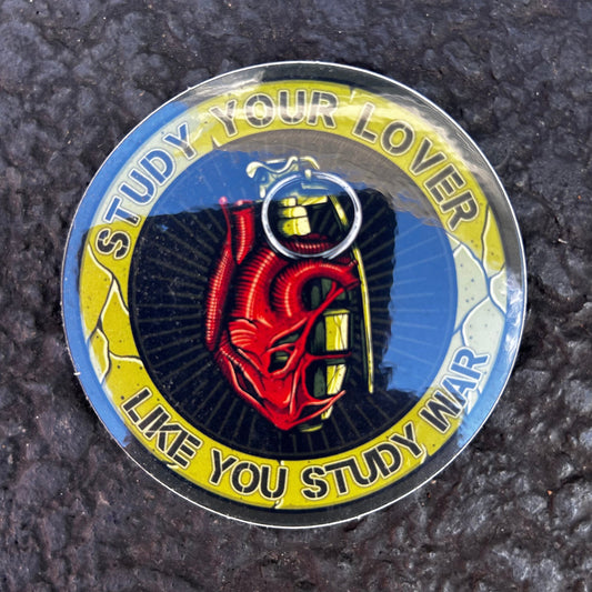 Sticker Love & War 3"