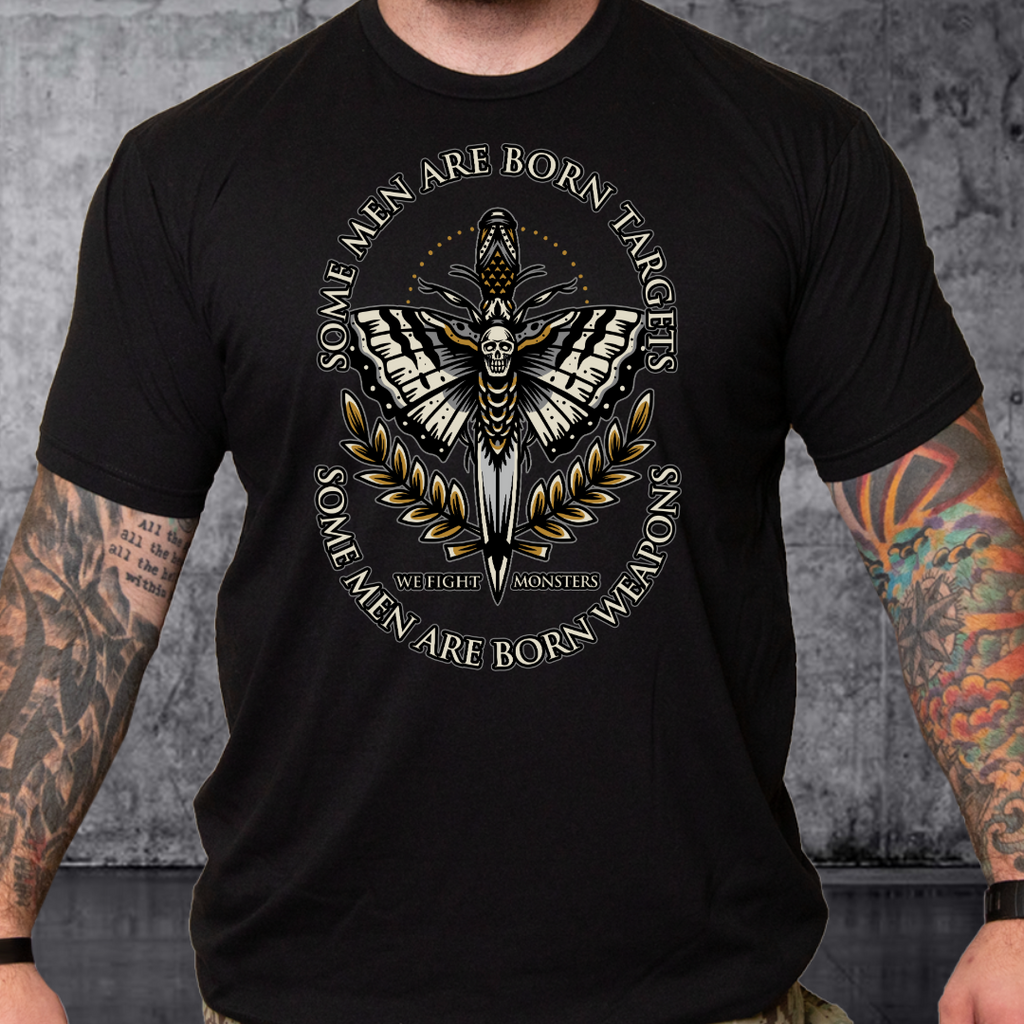T-shirt Born Weapon